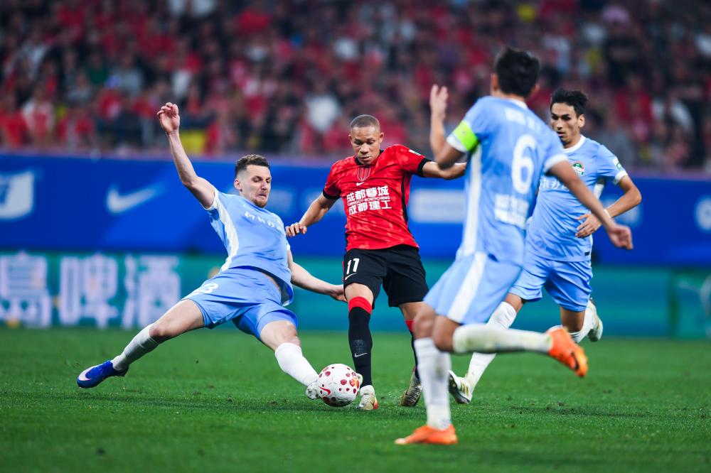 F1赛场风云霍肯伯格职业生涯精彩瞬间全解析